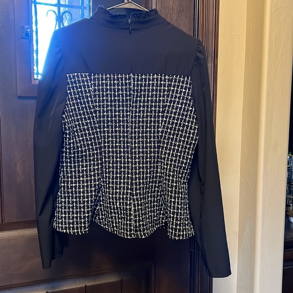 Blouse black and white - Picture 2 of 2